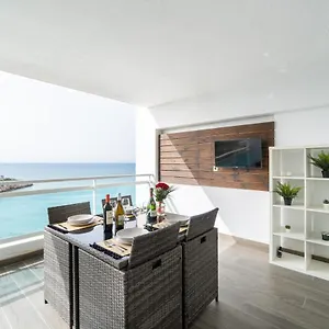 home-at-feel-fabuloso-apartamento-con-vista-de-lujo.catalonia-hotels.com/